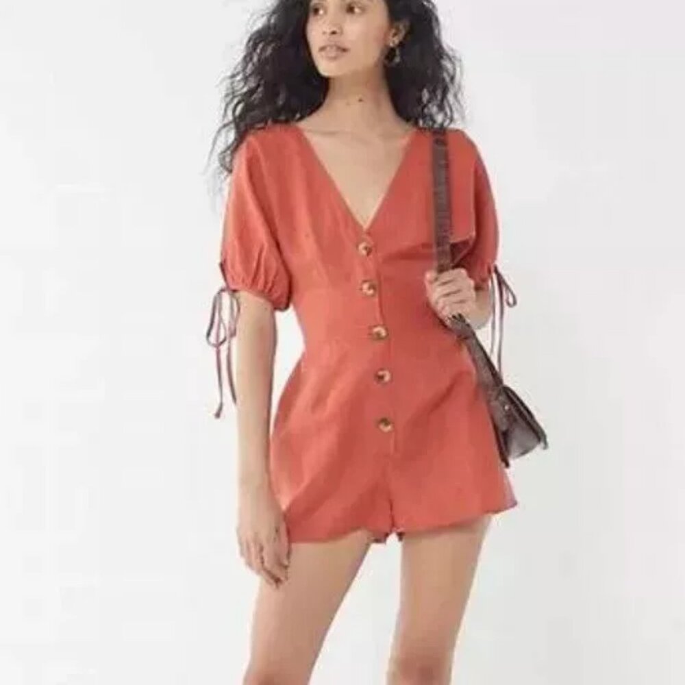 Urban Outfitters Short Sleeve Tie Knot Button Brick Romper M
